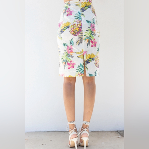 9. NWT LE SUPERBE SUPER SHINE PENCIL SKIRT IN TROPICAL CALI SHINE - Picture 5 of 7